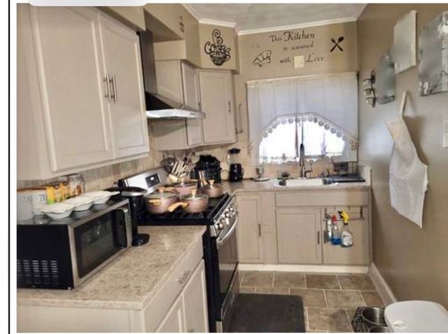 18 Dunnell Avenue, Pawtucket, RI 02860