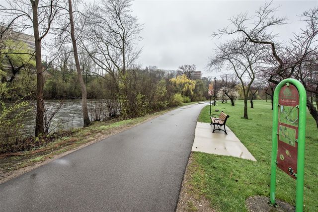 1050 Wall Street 3C, Ann Arbor, MI 48105