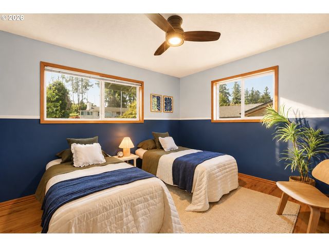 16011 Ne ROSE Pkwy, Portland, OR 97230