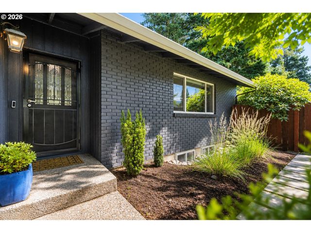 16011 Ne ROSE Pkwy, Portland, OR 97230