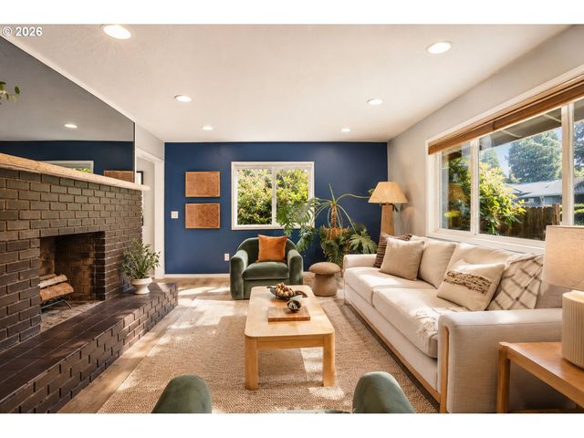 16011 Ne ROSE Pkwy, Portland, OR 97230