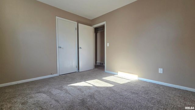 1736-1740 S PARK Avenue, Springfield, IL 62704