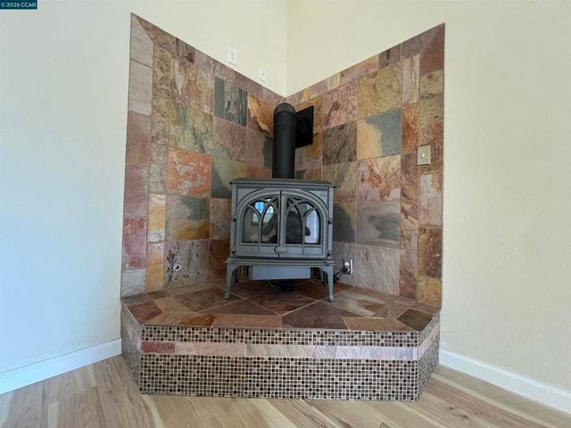 151 Daniels Ave, Vallejo, CA 94590