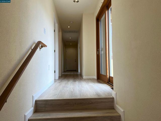 151 Daniels Ave, Vallejo, CA 94590
