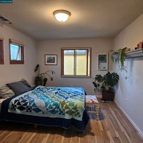 151 Daniels Ave, Vallejo, CA 94590