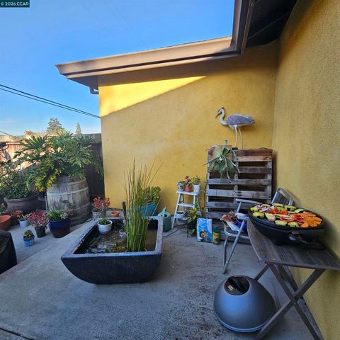 151 Daniels Ave, Vallejo, CA 94590