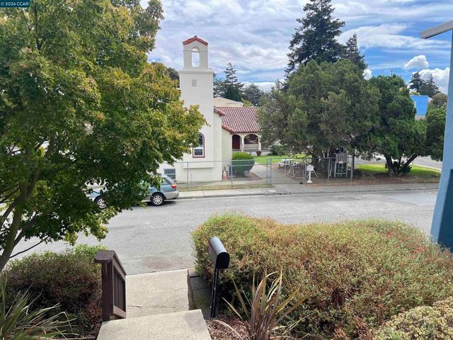 151 Daniels Ave, Vallejo, CA 94590