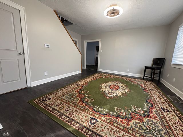 945 Cecil Avenue, Indianapolis, IN 46219