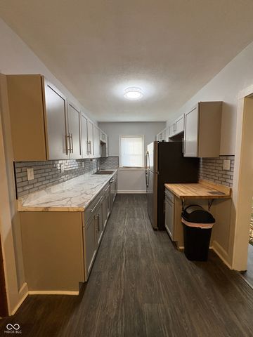 945 Cecil Avenue, Indianapolis, IN 46219