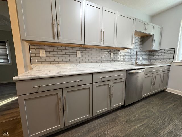 945 Cecil Avenue, Indianapolis, IN 46219