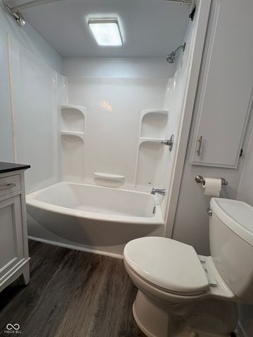 945 Cecil Avenue, Indianapolis, IN 46219