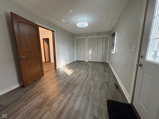 945 Cecil Avenue, Indianapolis, IN 46219