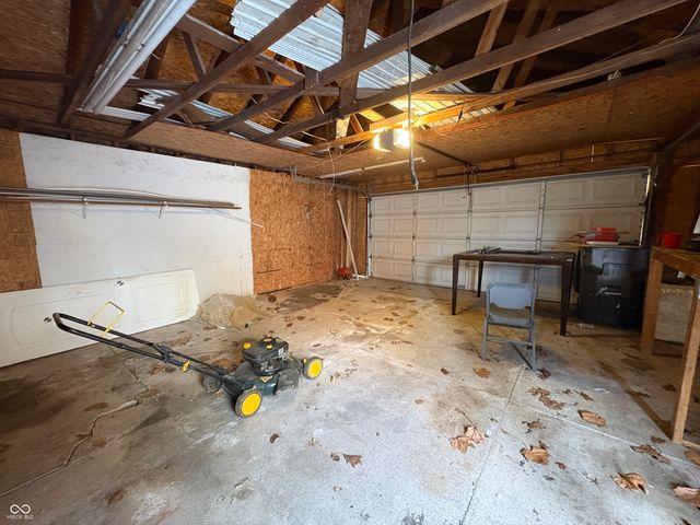 945 Cecil Avenue, Indianapolis, IN 46219