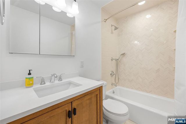 1 Crest Drive, Montvale, NJ 07645