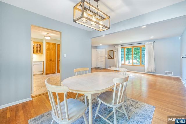 1 Crest Drive, Montvale, NJ 07645