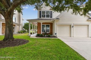 11042 CASTLEMAIN Circle E, Jacksonville, FL 32256