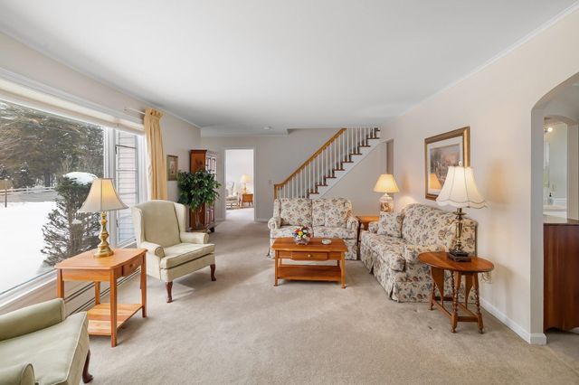 1490 Pucker Street, Stowe, VT 05672