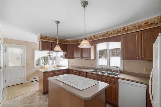 1490 Pucker Street, Stowe, VT 05672