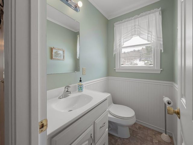 1490 Pucker Street, Stowe, VT 05672