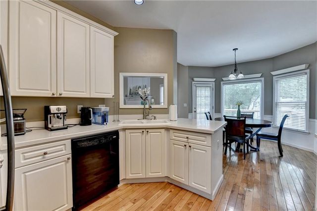 868 Branch Tree CT, Lawrenceville, GA 30043