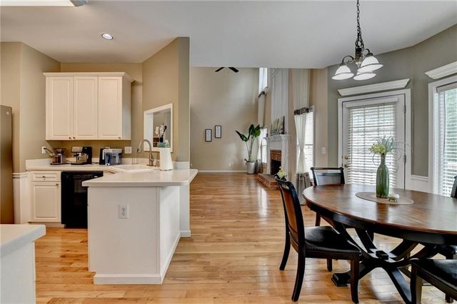 868 Branch Tree CT, Lawrenceville, GA 30043