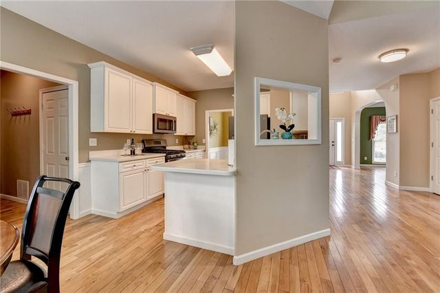 868 Branch Tree CT, Lawrenceville, GA 30043