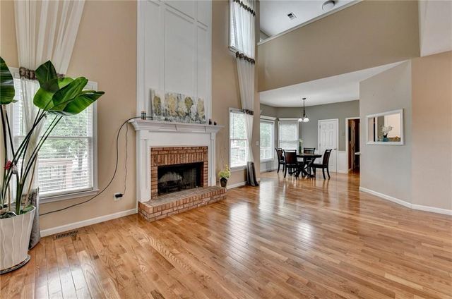 868 Branch Tree CT, Lawrenceville, GA 30043
