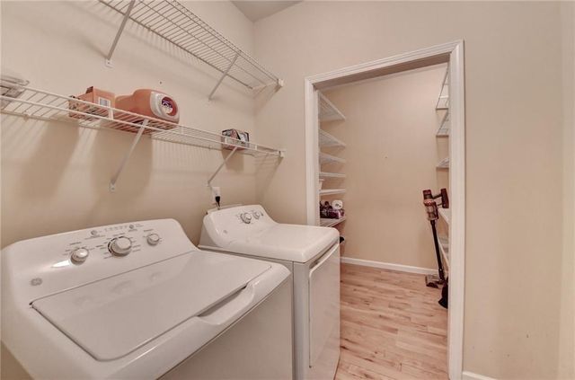 868 Branch Tree CT, Lawrenceville, GA 30043