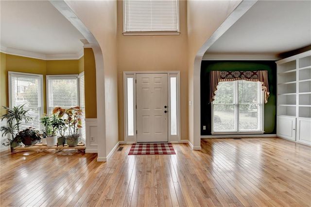 868 Branch Tree CT, Lawrenceville, GA 30043
