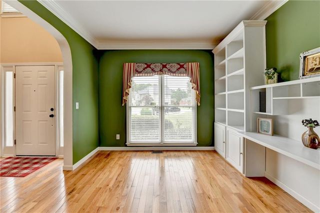 868 Branch Tree CT, Lawrenceville, GA 30043