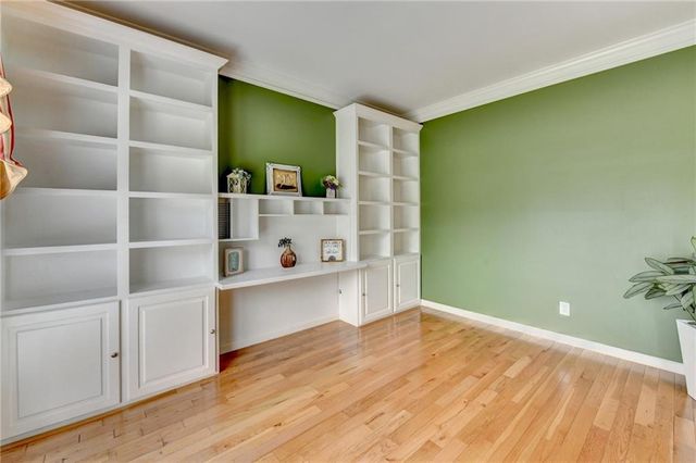 868 Branch Tree CT, Lawrenceville, GA 30043