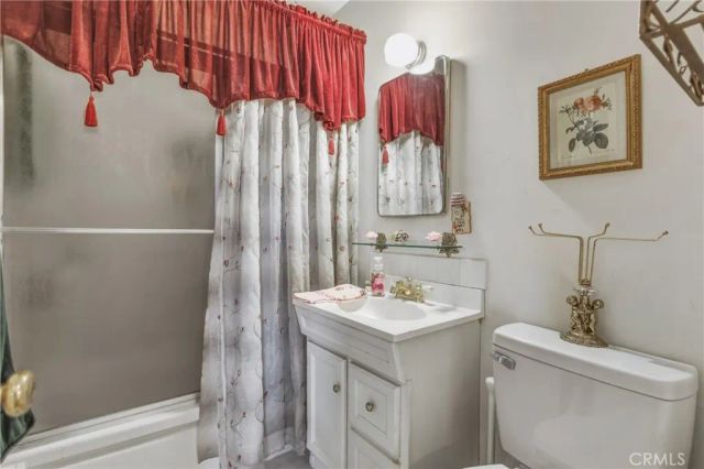 6662 Robinson Road, Highland, CA 92346