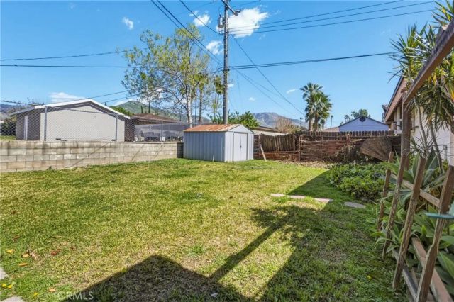 6662 Robinson Road, Highland, CA 92346