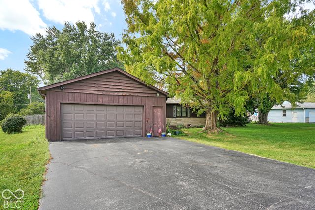 4438 Bridgefield East Drive, Plainfield, IN 46168