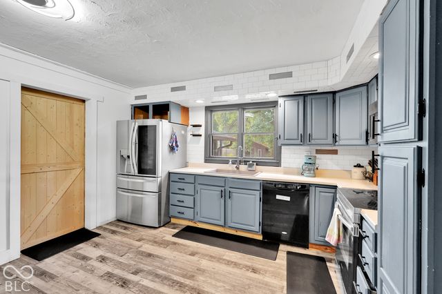 4438 Bridgefield East Drive, Plainfield, IN 46168