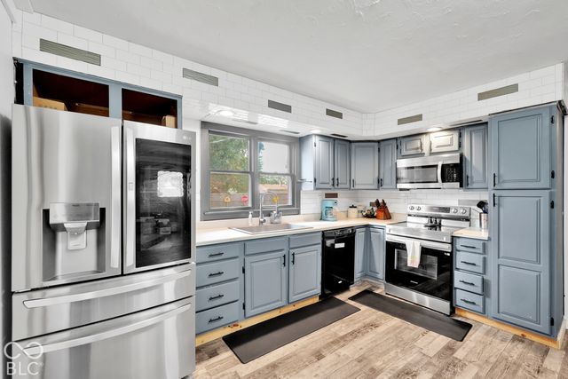 4438 Bridgefield East Drive, Plainfield, IN 46168