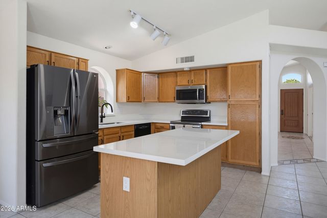 2458 E CATHEDRAL ROCK Drive, Phoenix, AZ 85048