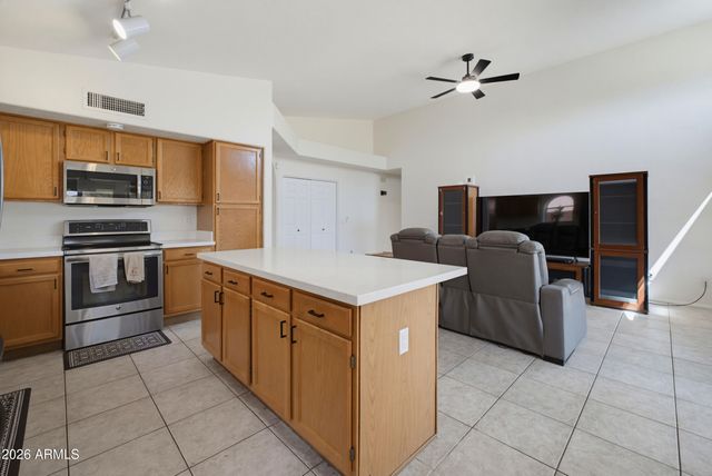 2458 E CATHEDRAL ROCK Drive, Phoenix, AZ 85048