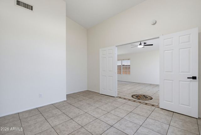 2458 E CATHEDRAL ROCK Drive, Phoenix, AZ 85048