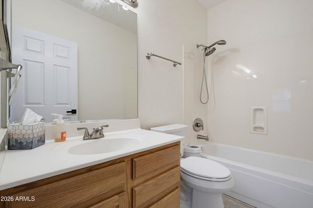 2458 E CATHEDRAL ROCK Drive, Phoenix, AZ 85048