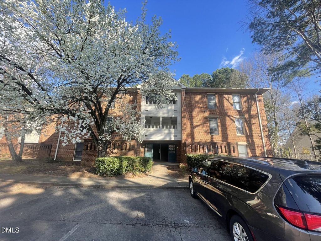 3531 Ivy Commons Drive 102, Raleigh, NC 27606