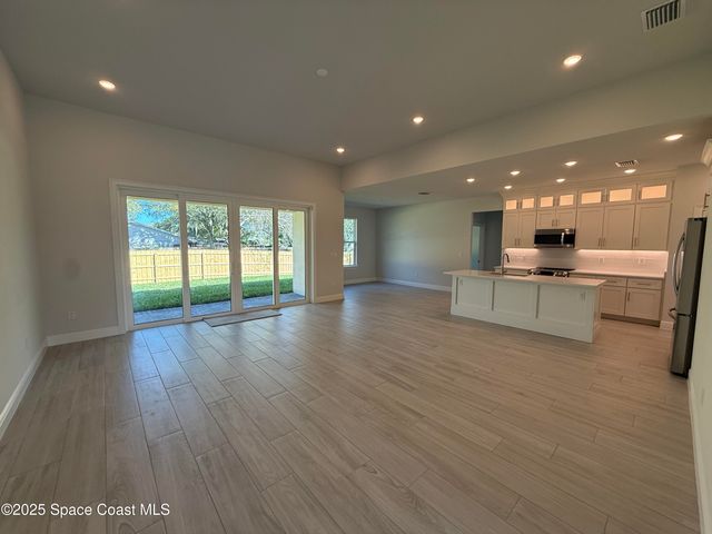 3660 Miami Avenue, Melbourne, FL 32904