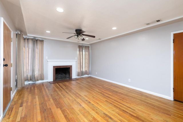 266 E Linden Avenue, Reedley, CA 93654