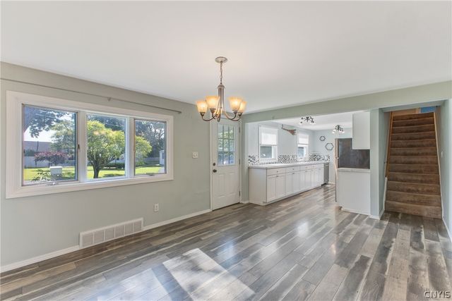 125 Circle Road, Salina, NY 13212
