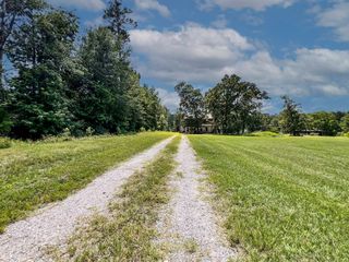 13381 Forest Ln, Montgomery, TX 77356