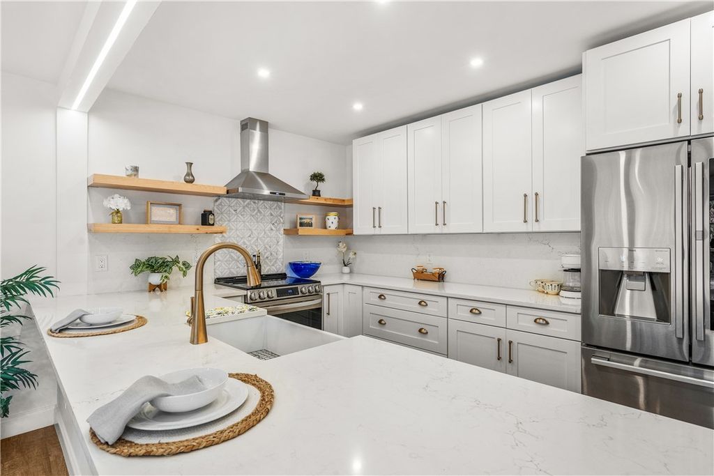 2145 Buena Vista Boulevard, Vero Beach, FL 32960