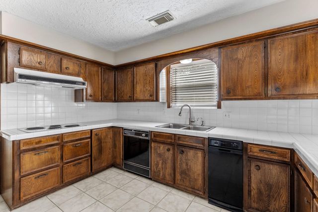 4010 Paraguay Circle, Pasadena, TX 77504