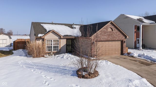 1220 Harvest Ridge Circle, Franklin, IN 46131