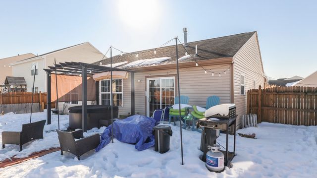 1220 Harvest Ridge Circle, Franklin, IN 46131