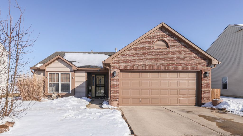 1220 Harvest Ridge Circle, Franklin, IN 46131